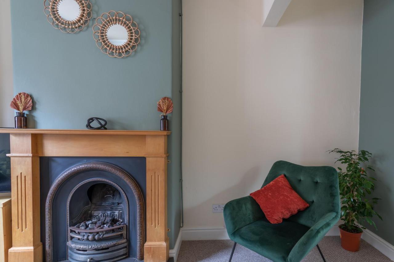 Milton Stays - Cosy 2 Bed House, 15 Min Walk To York City Center, For Up To 6 - With Period Features, Fireplace, Superfast Wi-Fi, Private Garden, Free On Street Parking Exteriör bild