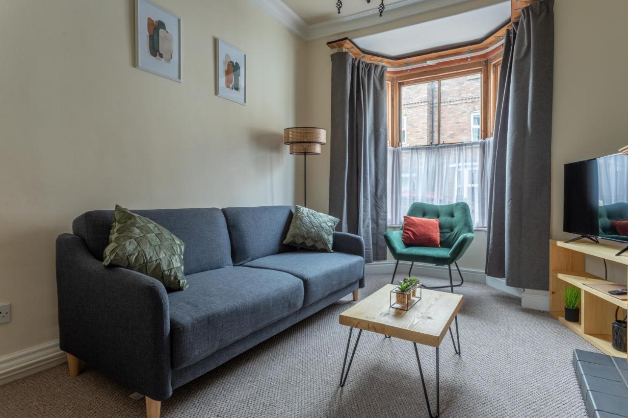 Milton Stays - Cosy 2 Bed House, 15 Min Walk To York City Center, For Up To 6 - With Period Features, Fireplace, Superfast Wi-Fi, Private Garden, Free On Street Parking Exteriör bild